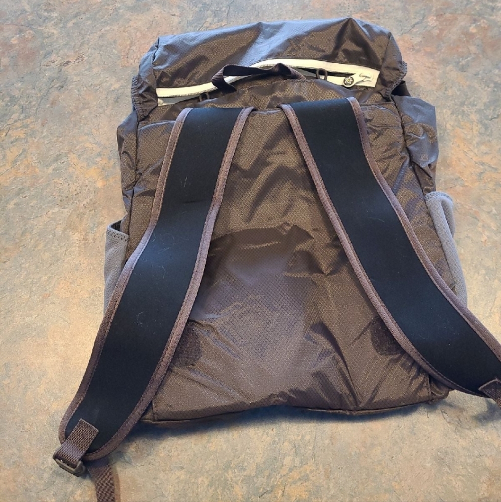 Sherpani backpack - Picture 2 of 3